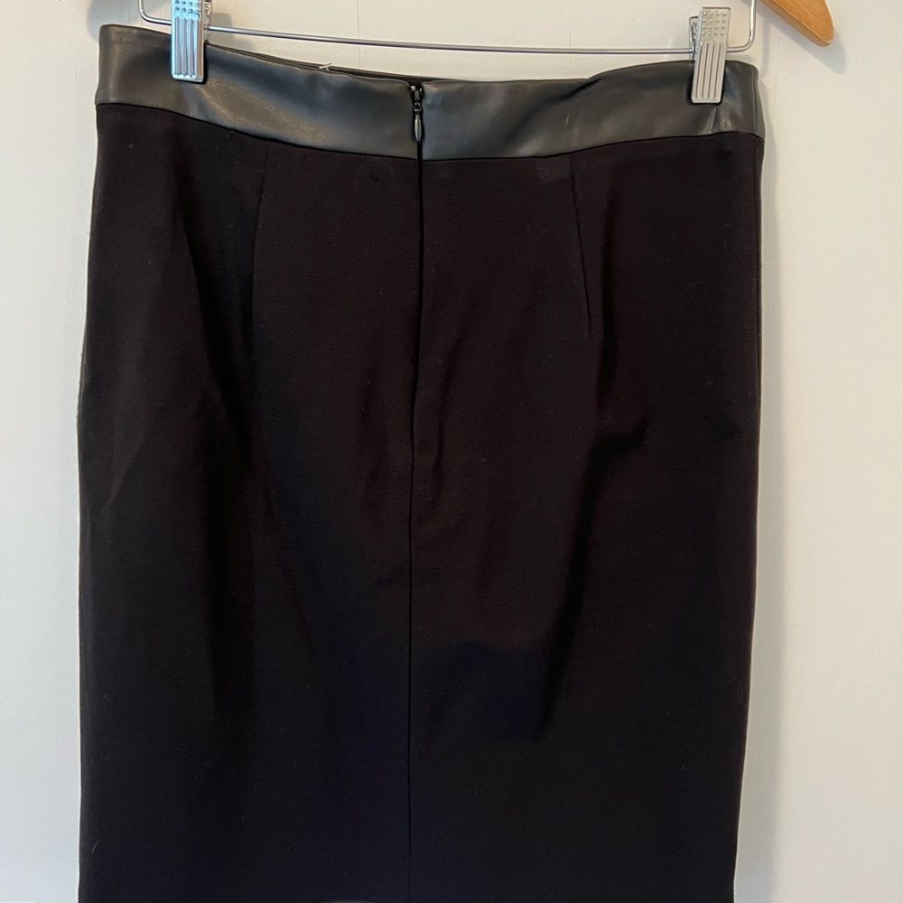 Tahari faux leather detail skirt - Picture 2 of 6